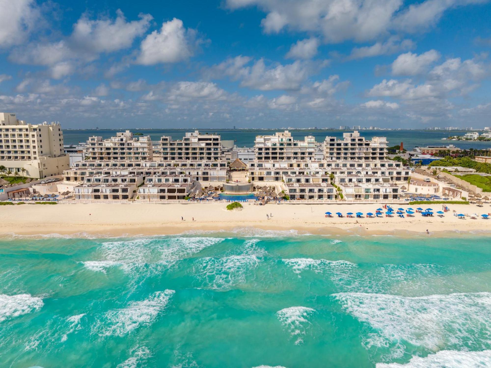 Sparkling Ocean View In كانكون المظهر الخارجي الصورة